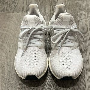 Women’s adidas ultraboost size 6